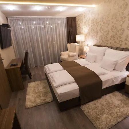 Pole Position 2* Балатонсарсо