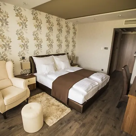 Pole Position 2* Balatonszarszo