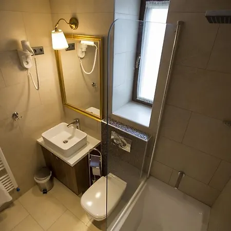 Pole Position 2* Balatonszarszo