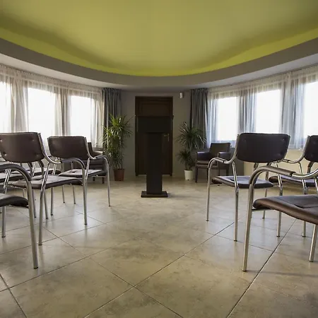 Hotel Pole Position 2*