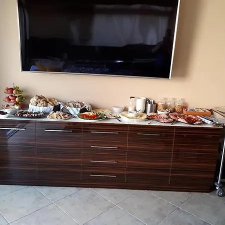 Hotel Pole Position 2*